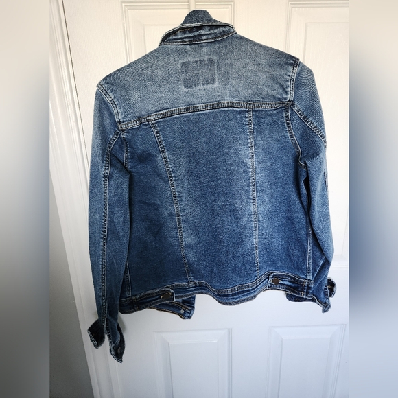 Women's jean jacket - Picture 3 of 3